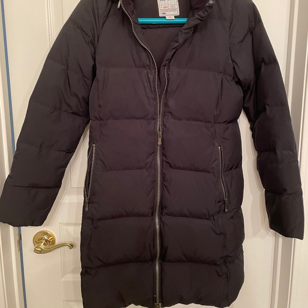 Old Navy women’s black long down jacket XS